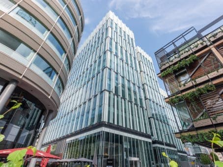 MANCHESTER, Spinningfields image 14