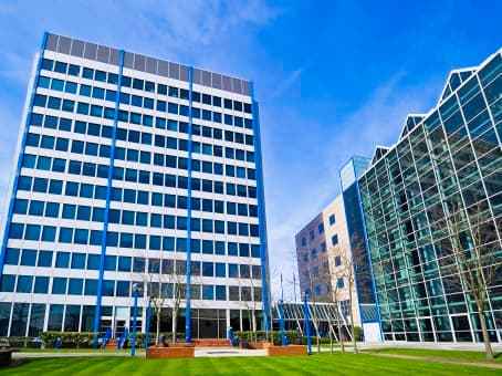 POTTERS BAR, High Street image 9 POTTERS BAR, High Street image 9