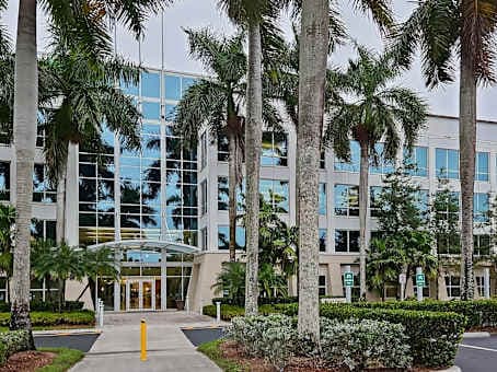 FL, Weston - Weston Pointe II image 11