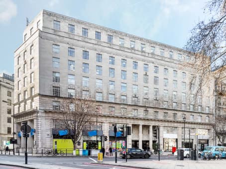 LONDON, Victoria - Grosvenor Gardens image 7