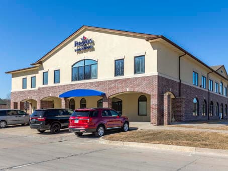 IA, Johnston – Des Moines – Foxboro Square image 9