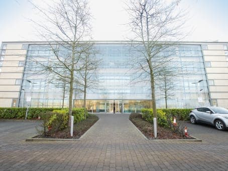 HEATHROW, Stockley Park, The Square image 10