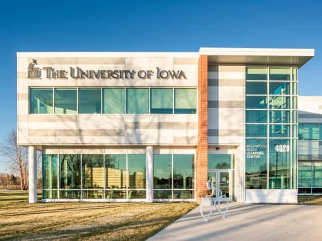 IA, Davenport - Birchwood Office Building image 11