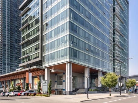 BC, Burnaby - Solo District image 15