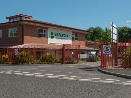 BASINGSTOKE, Stroudley Road image 6 BASINGSTOKE, Stroudley Road image 6