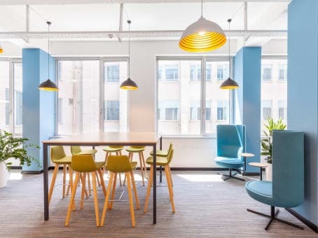 TBILISI, Vazha-Pshavela image 12