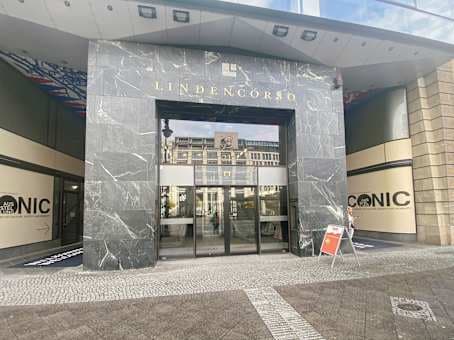 BERLIN, Unter den Linden image 13