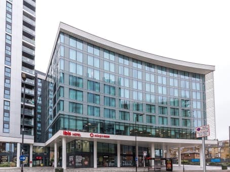 London, Sutton Point image 13