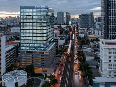 Bangkok, Sukhumvit Hills image 12