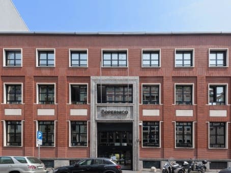 Milan, Zuretti Copernico image 12