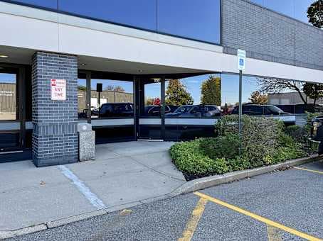 MI, Grand Rapids - Broadmoor Ave image 13