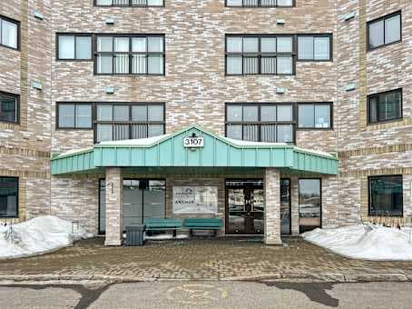 QC, Ste-Foy - Ave Des Hotels image 15