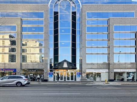 ON, Toronto - Davisville Centre image 7 ON, Toronto - Davisville Centre image 7