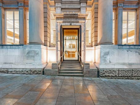 MANCHESTER, King Street image 7