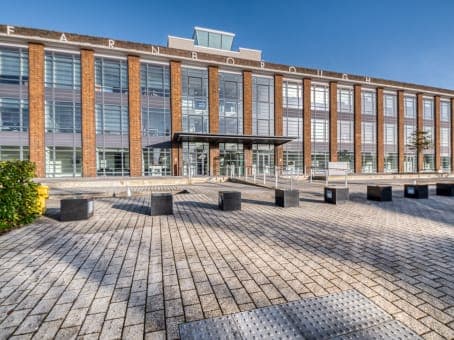 FARNBOROUGH, Farnborough Airport image 8