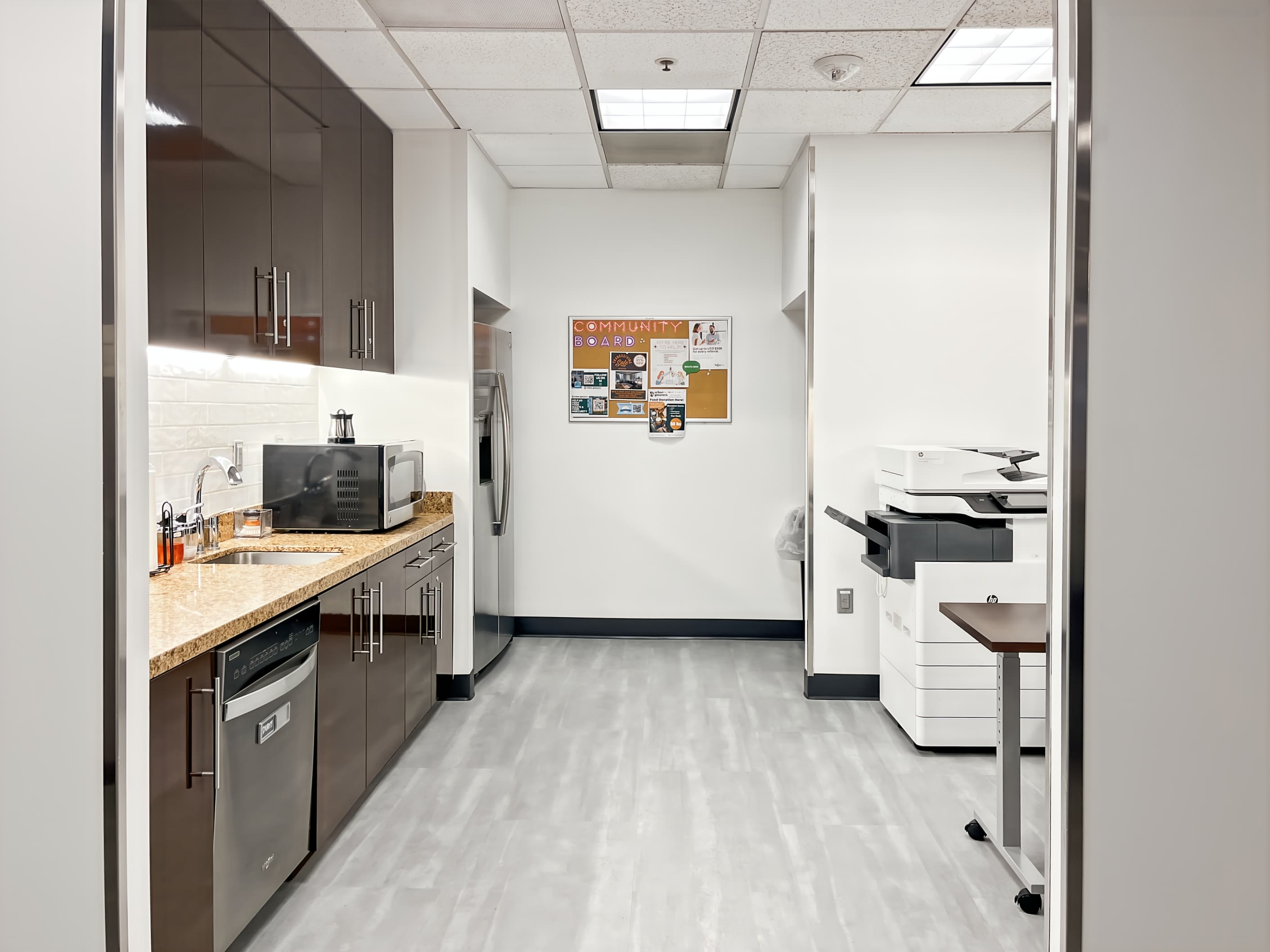 OR, Portland - Sixth & Main image 1