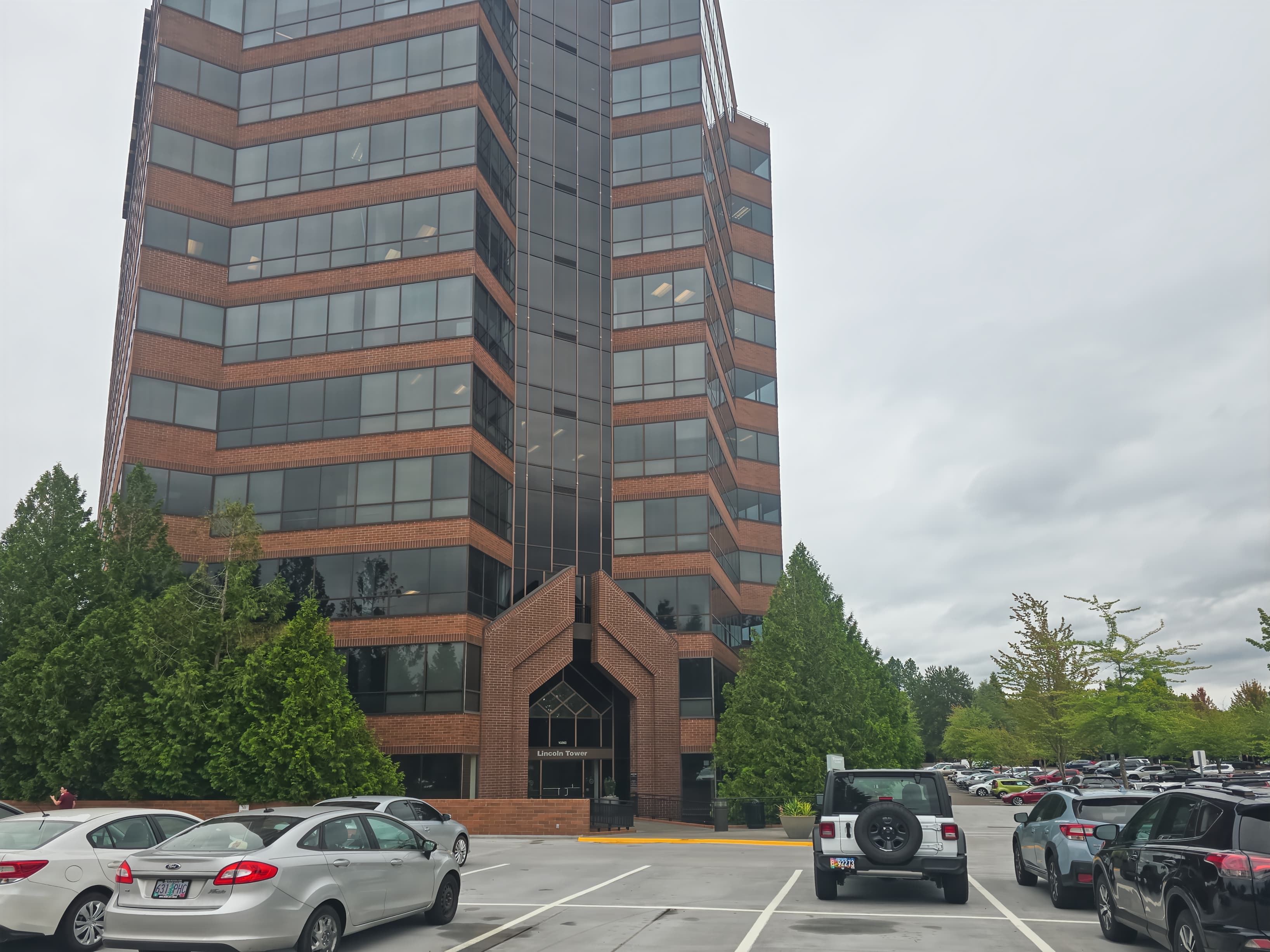 OR, Portland - Lincoln Center (HQ) image 12