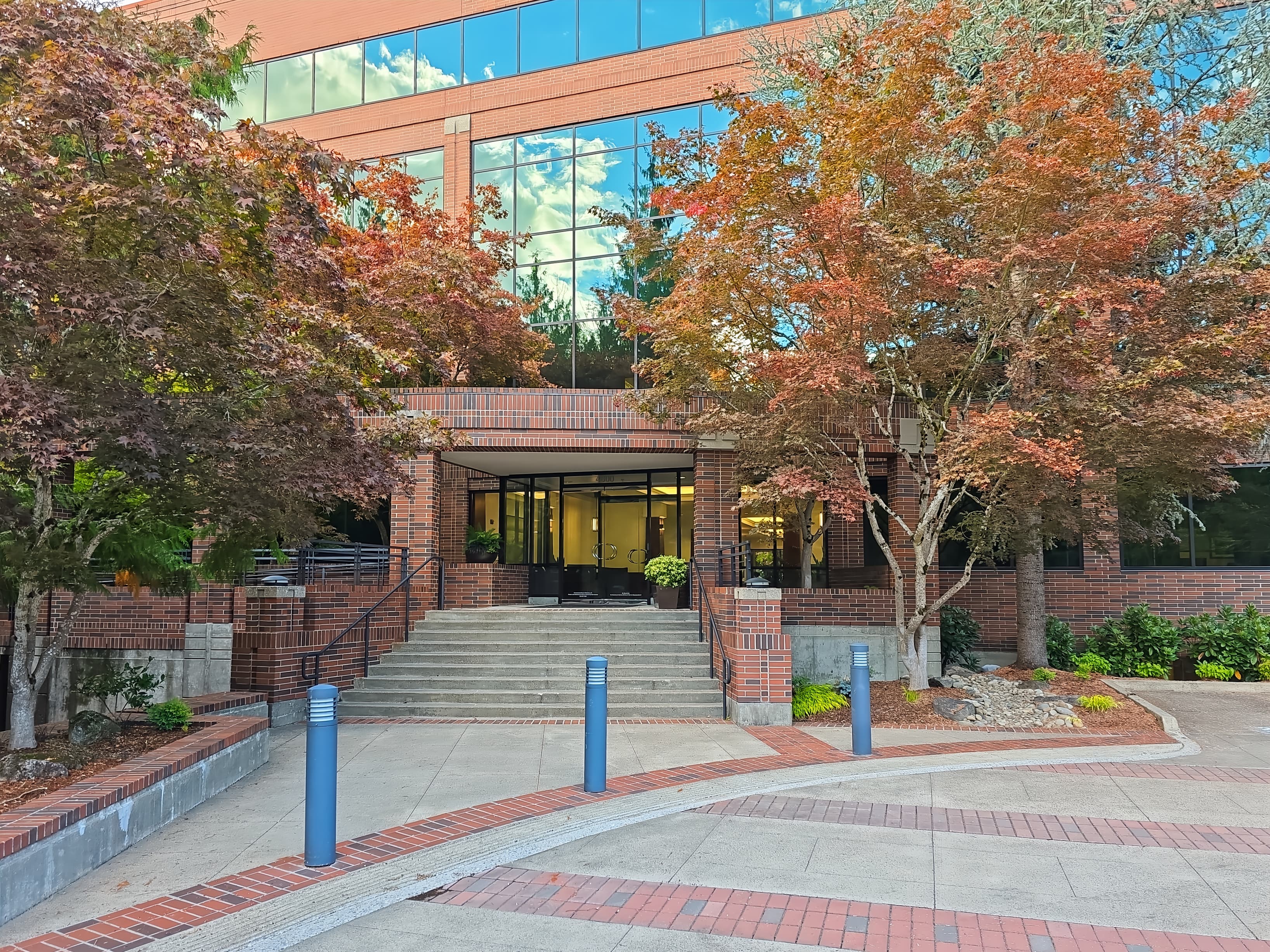 OR, Lake Oswego - Kruse Way image 10