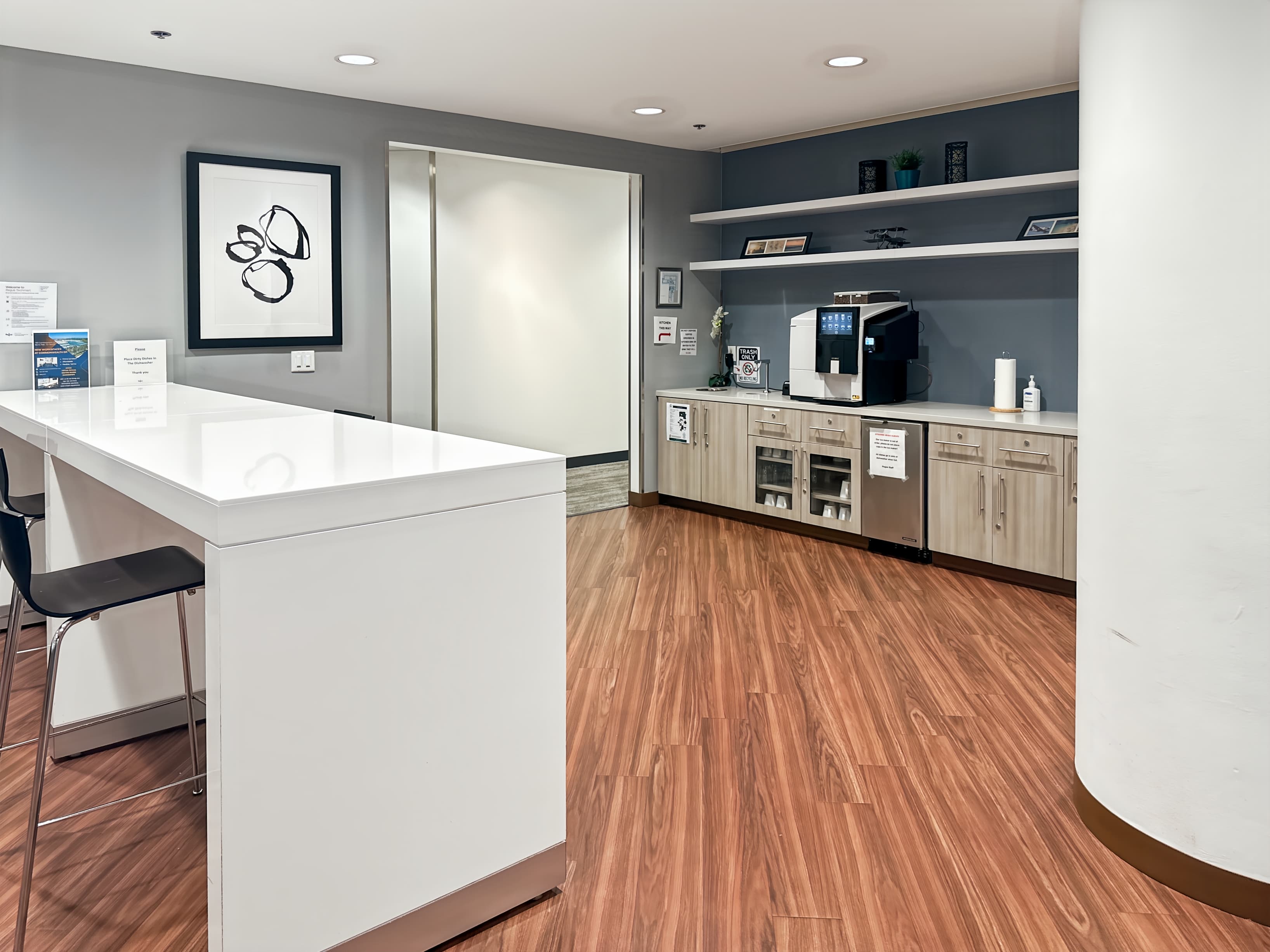 CA, Santa Clara - Techmart Center image 7 CA, Santa Clara - Techmart Center image 7