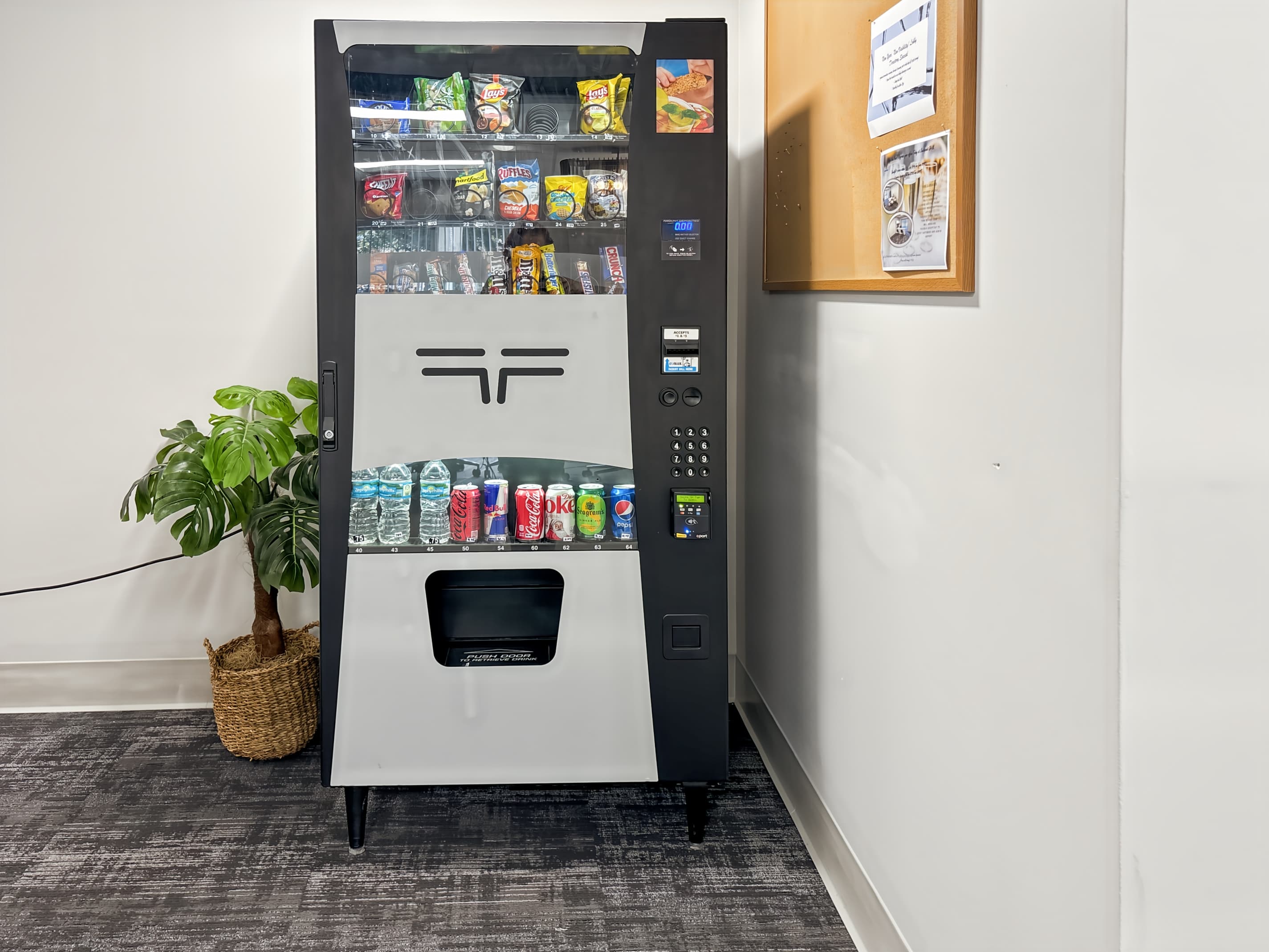 FL, Jacksonville - Southpoint Dr N image 4