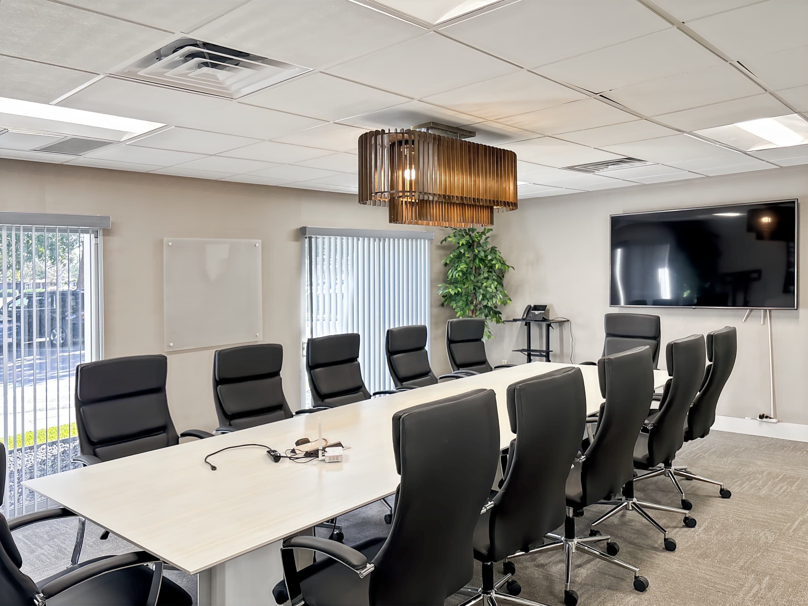 FL, Jacksonville - Southpoint Dr N image 2