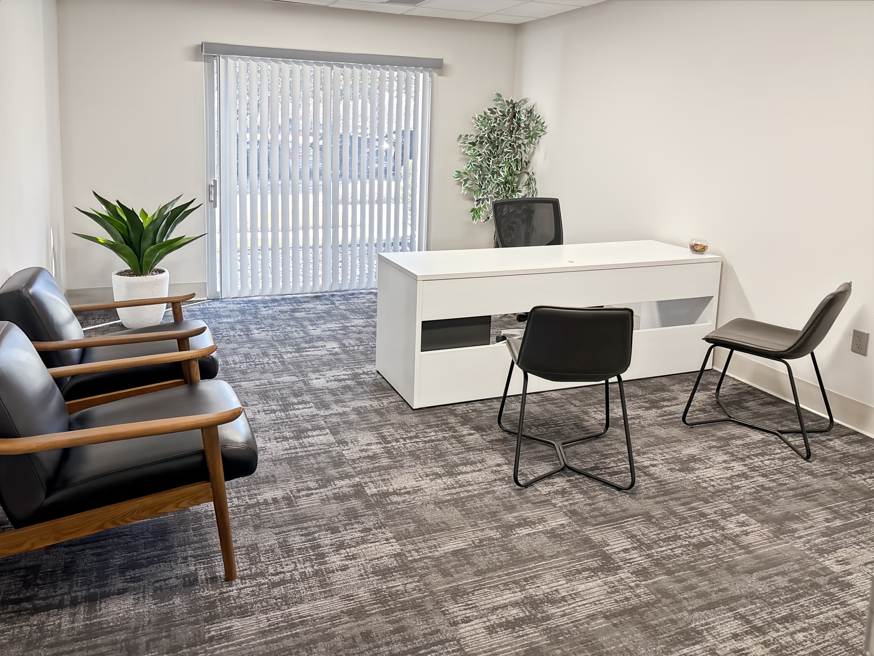 FL, Jacksonville - Southpoint Dr N image 5