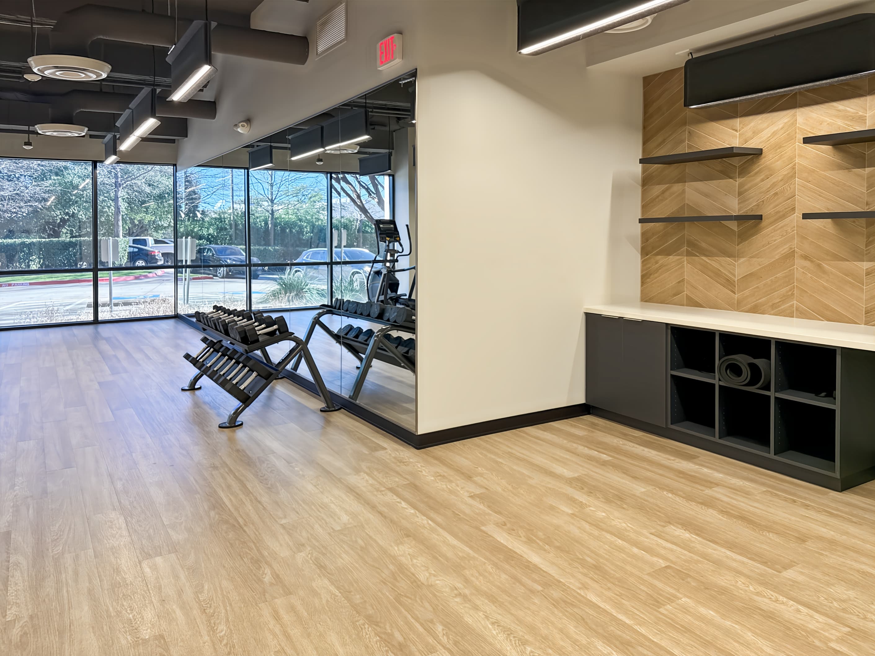 TX, Richardson - North Collins Blvd image 1