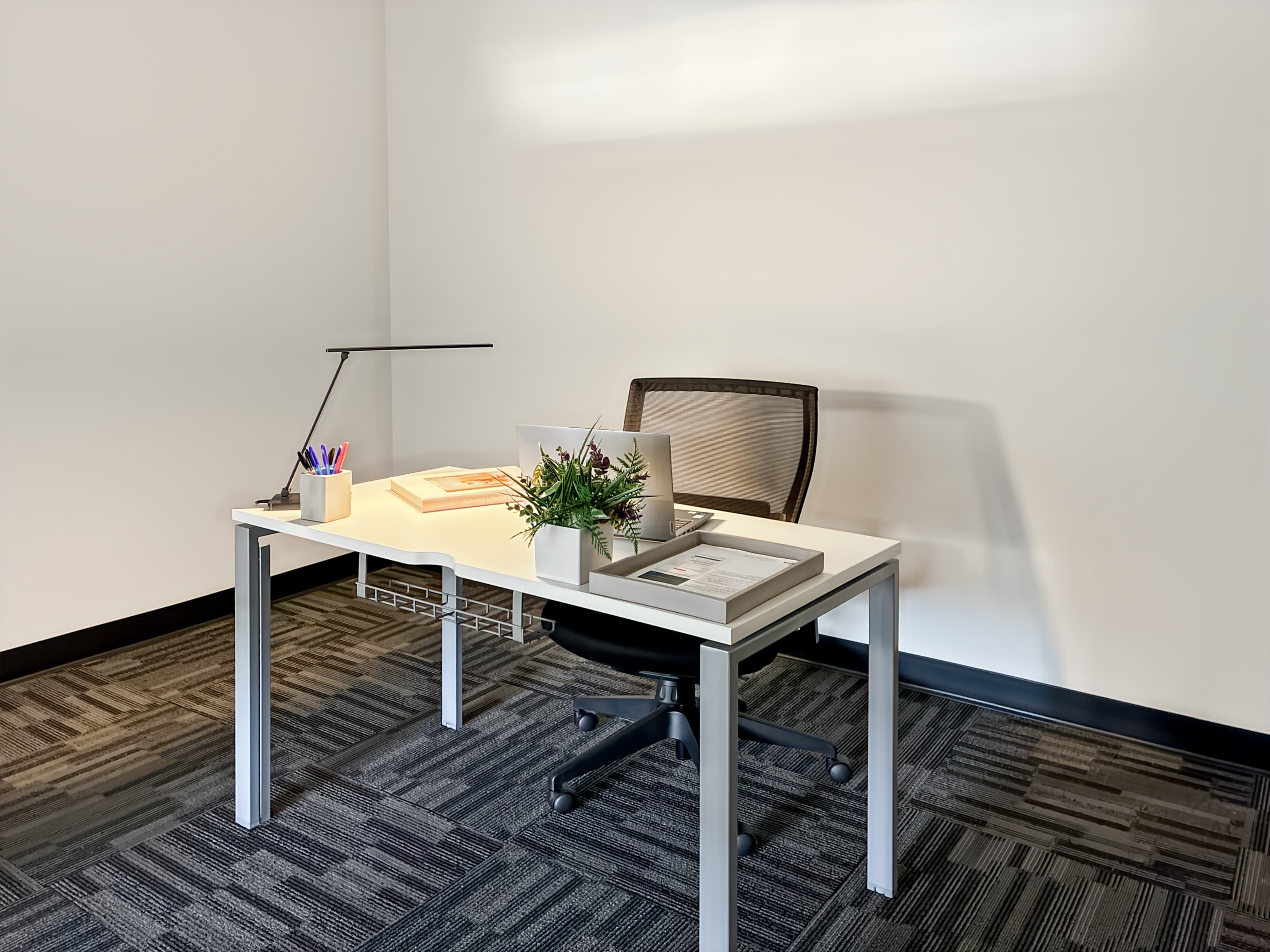 AZ, Phoenix - E Thomas Rd image 2 AZ, Phoenix - E Thomas Rd image 2