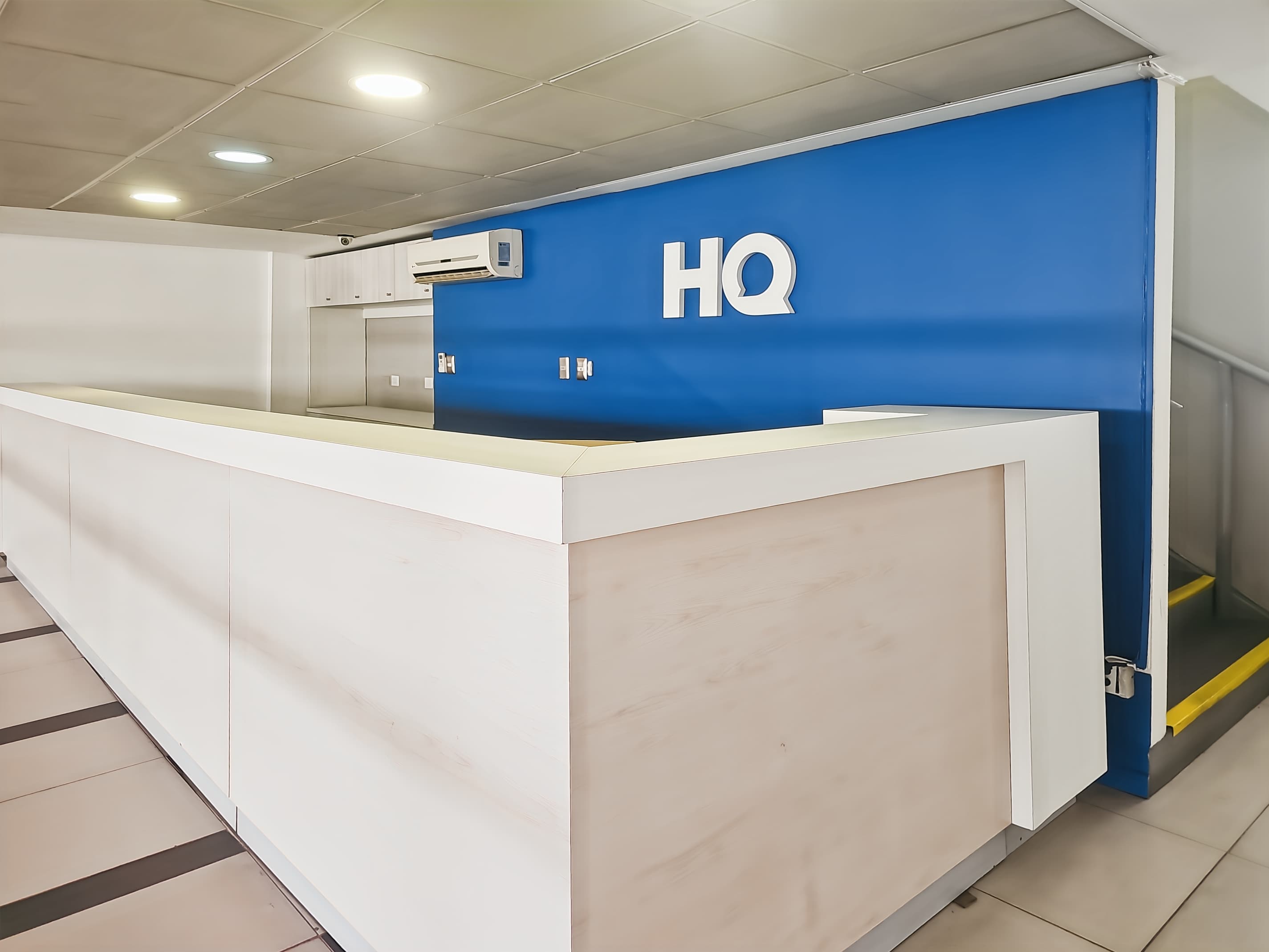 Santiago, Barcelona image 12