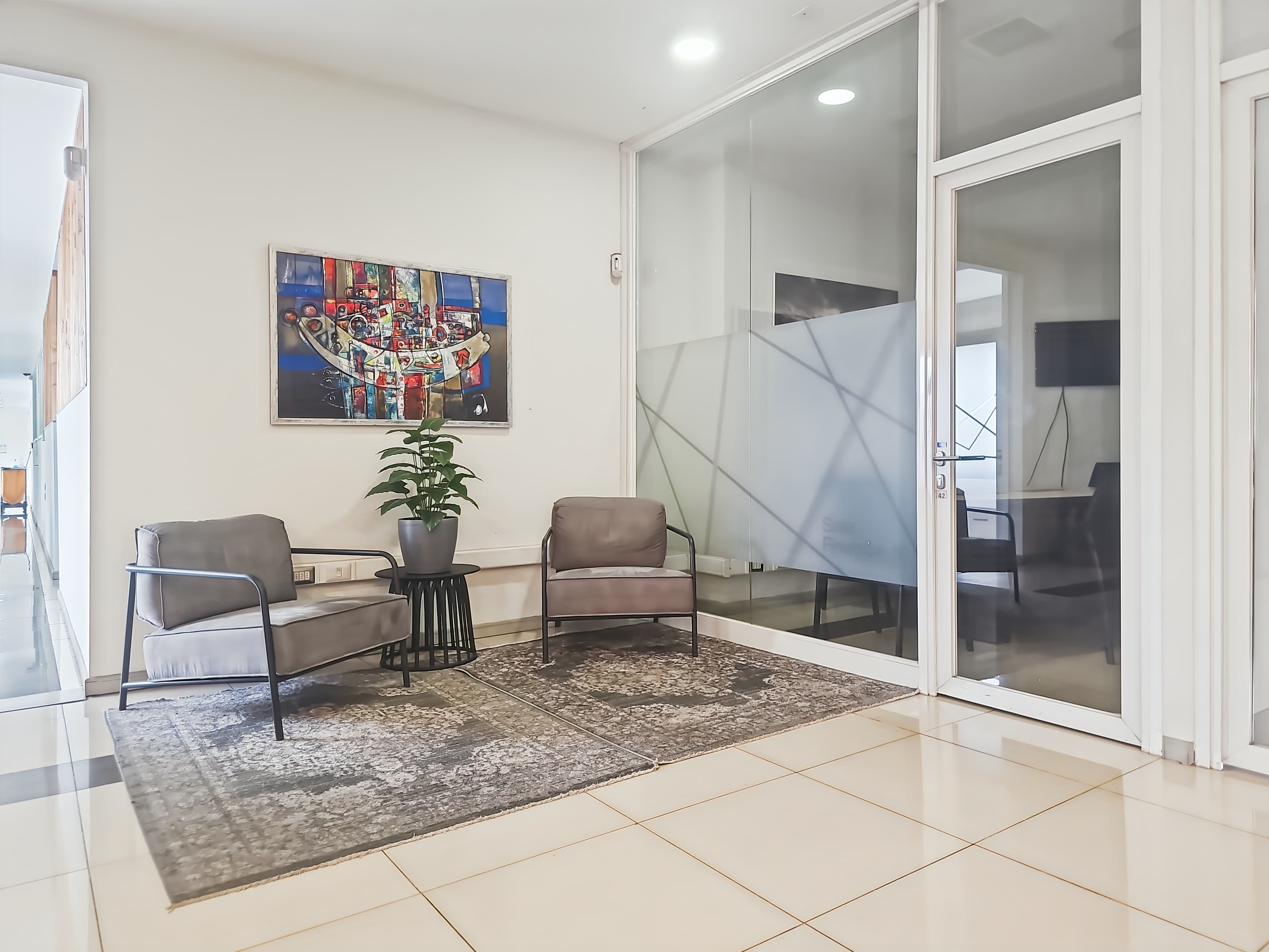 Santiago, Barcelona image 11