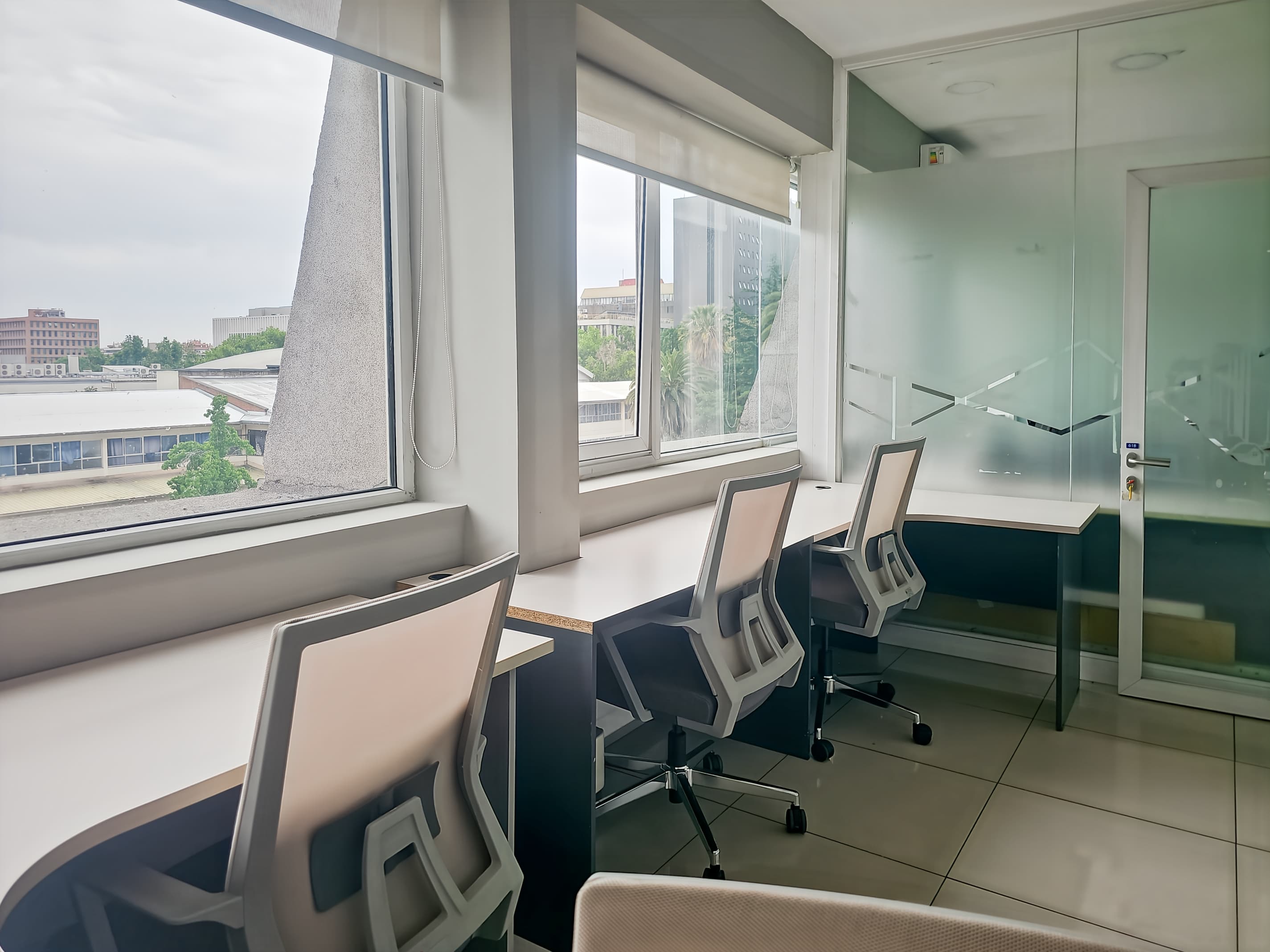 Santiago, Barcelona image 6