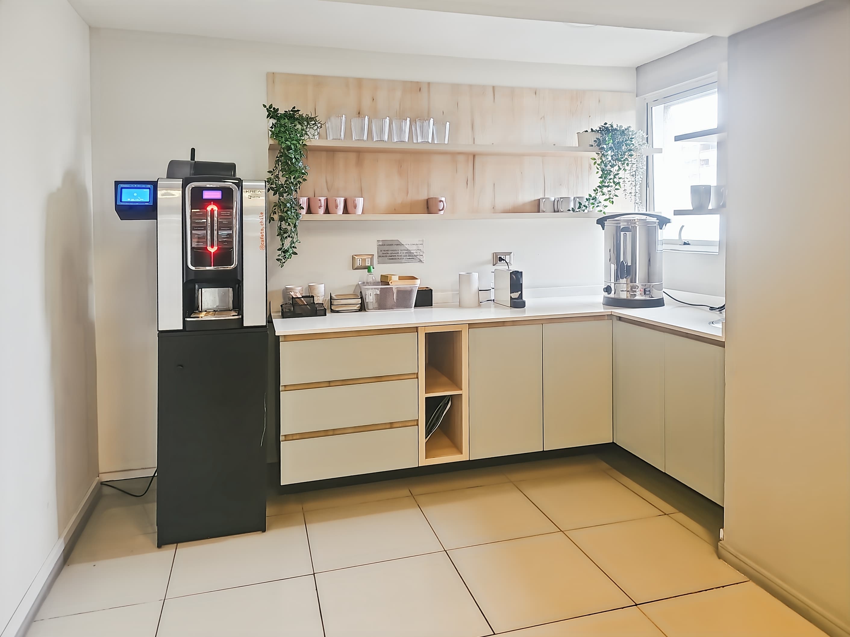 Santiago, Barcelona image 10