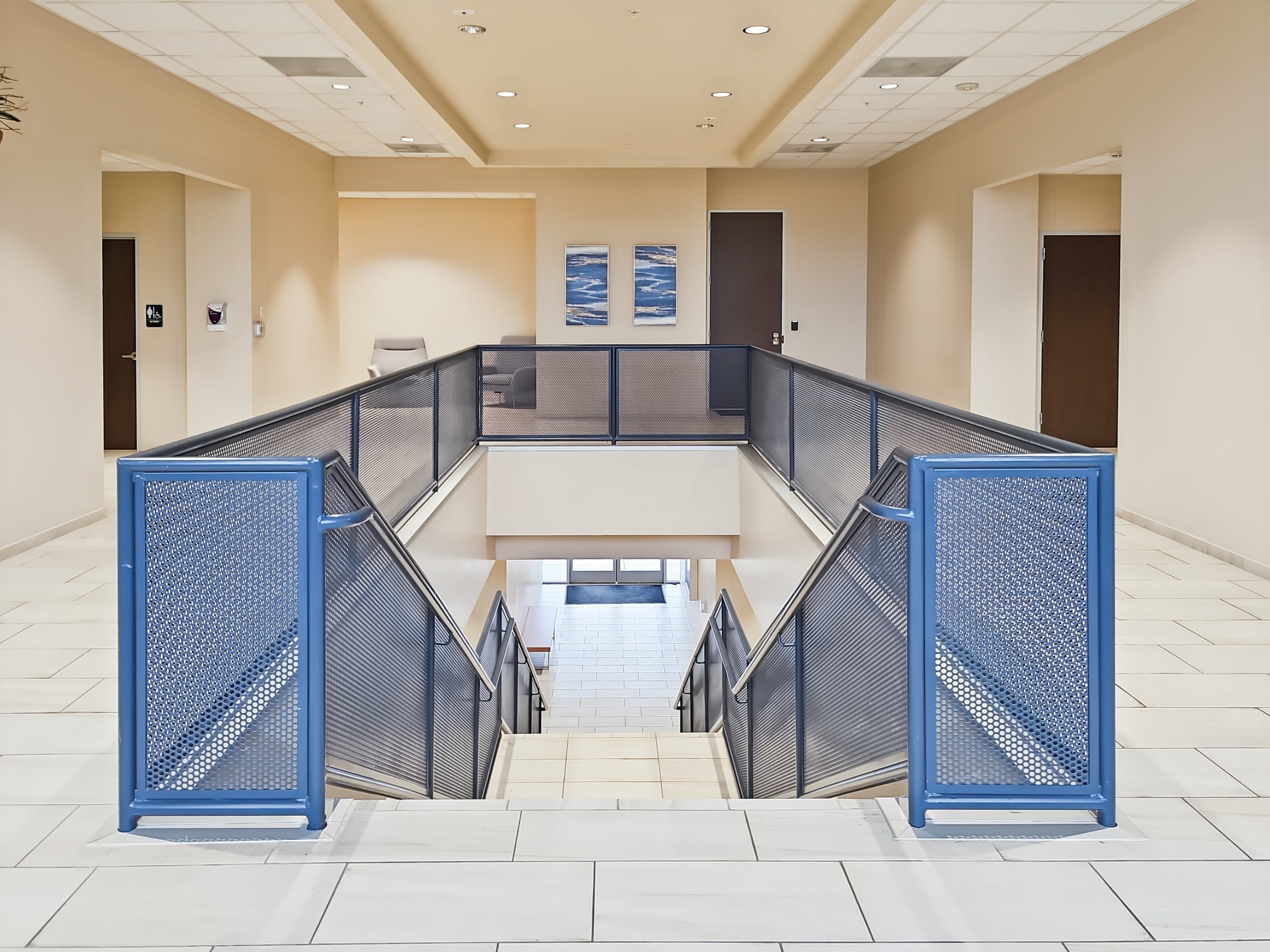 TX, Conroe - Woodland Square Blvd image 2