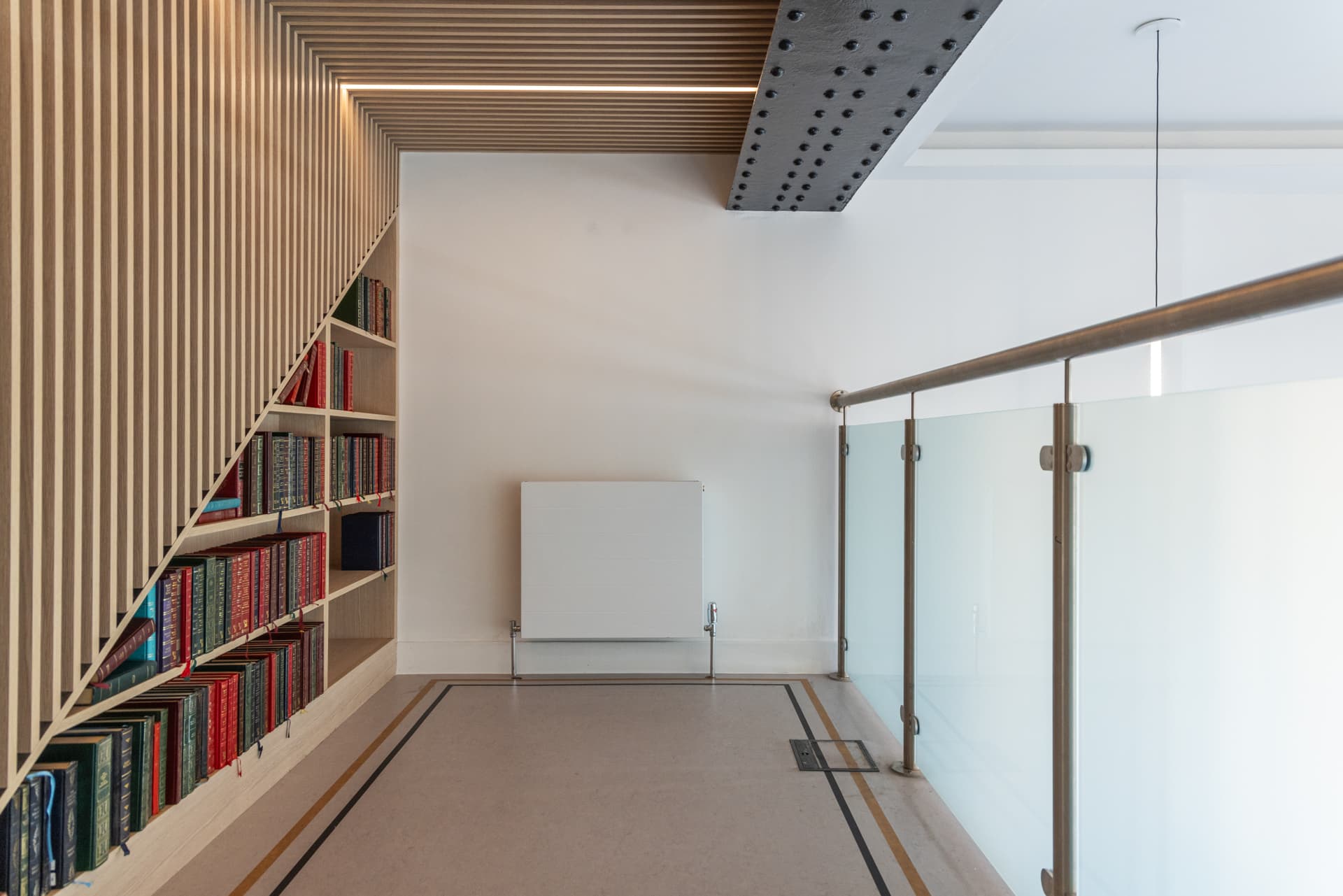 Belfast, Pearl Assurance House image 9