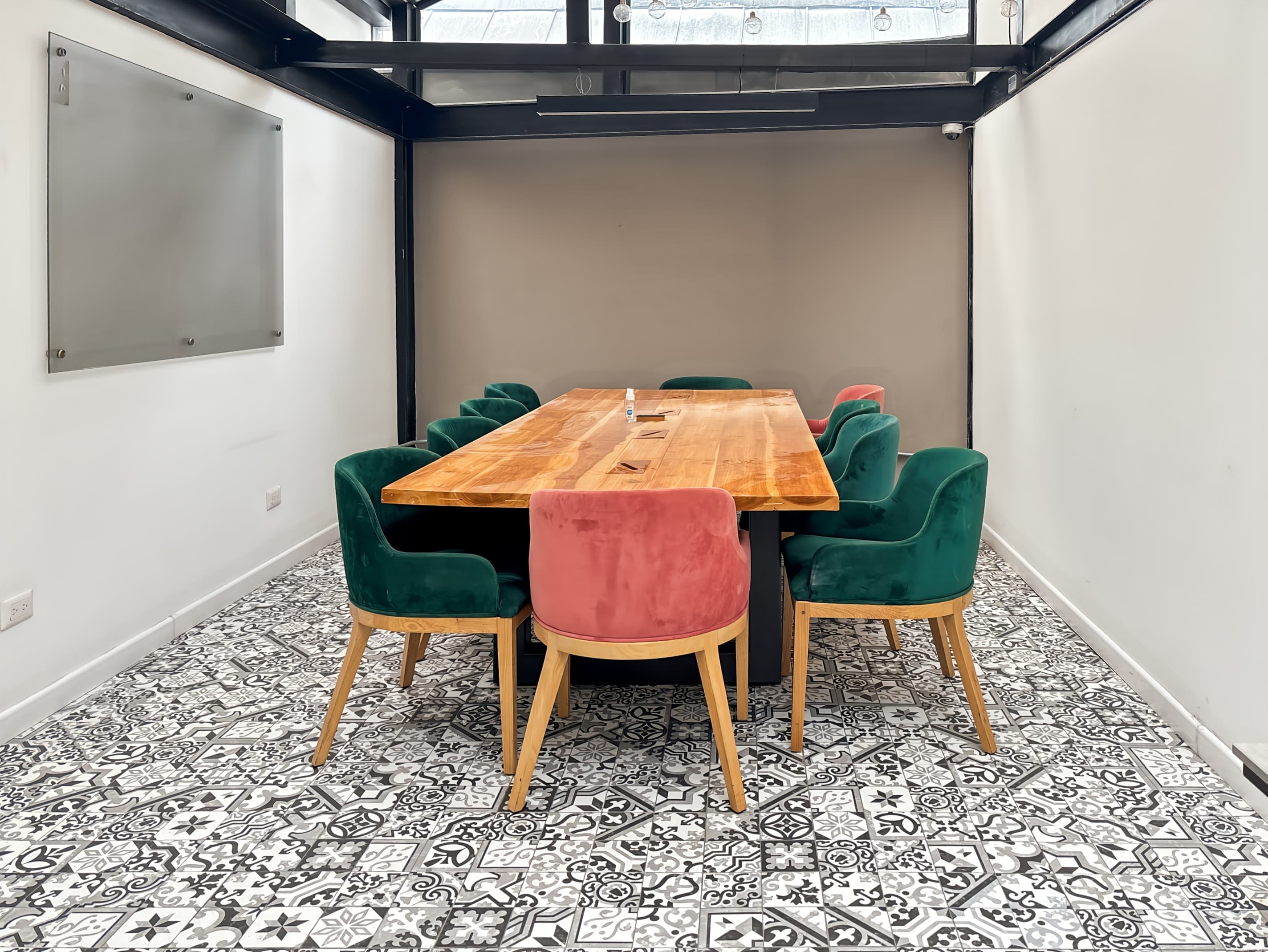 Bogota, Casa Rosada image 4