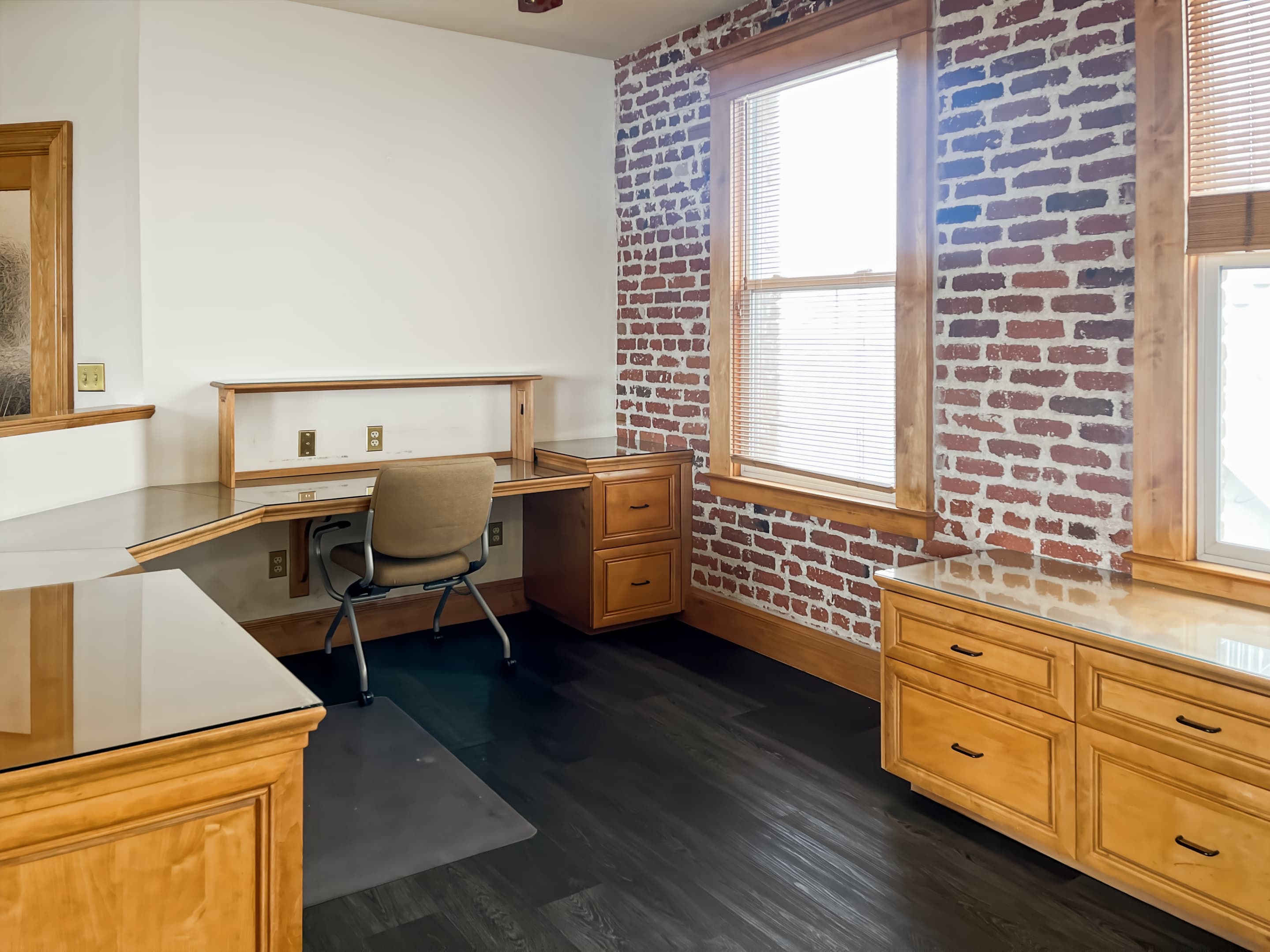 CA, Bakersfield - Eye St. image 12 CA, Bakersfield - Eye St. image 12