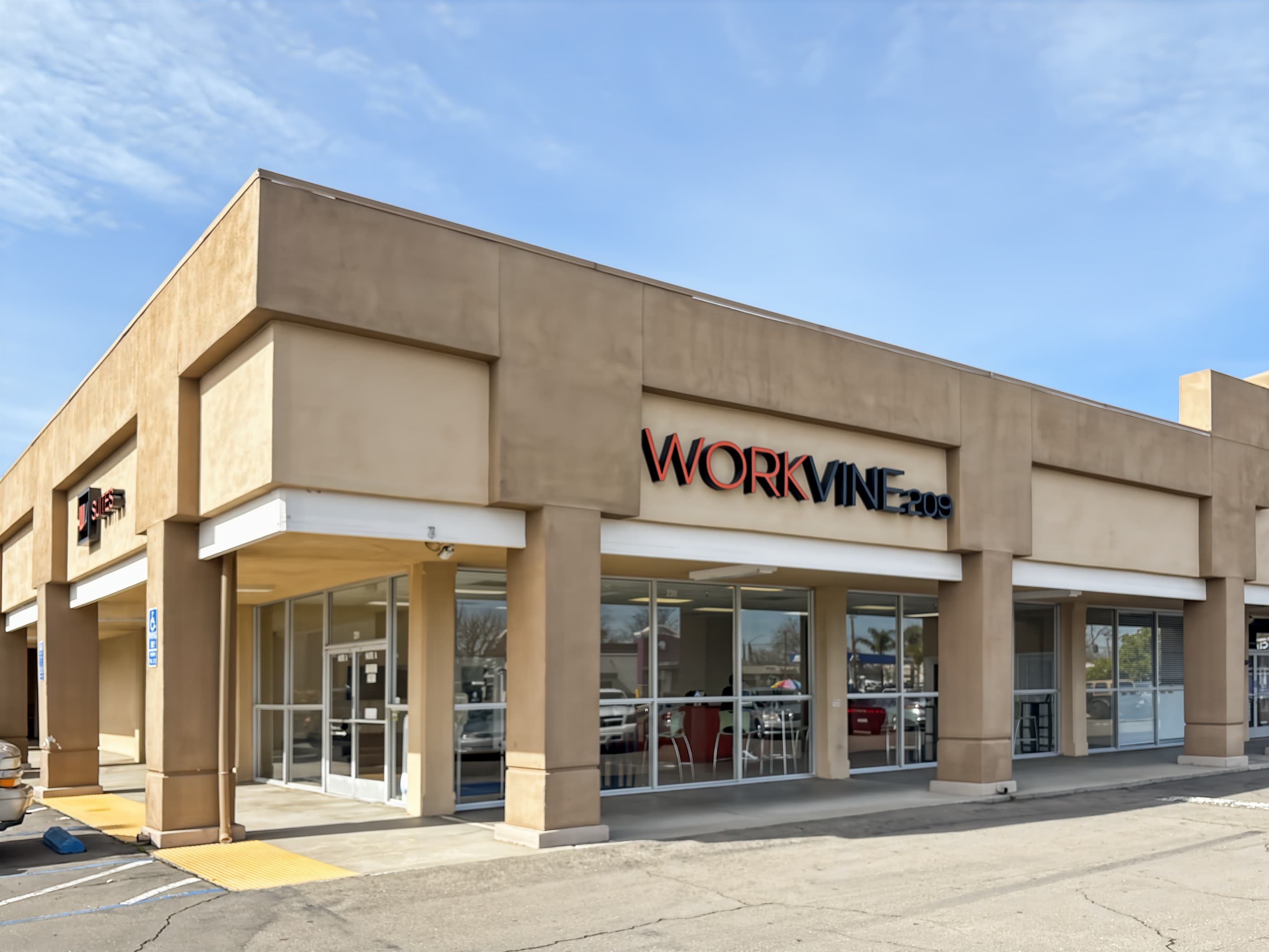 CA, Tracy - N Tracy Blvd image 4