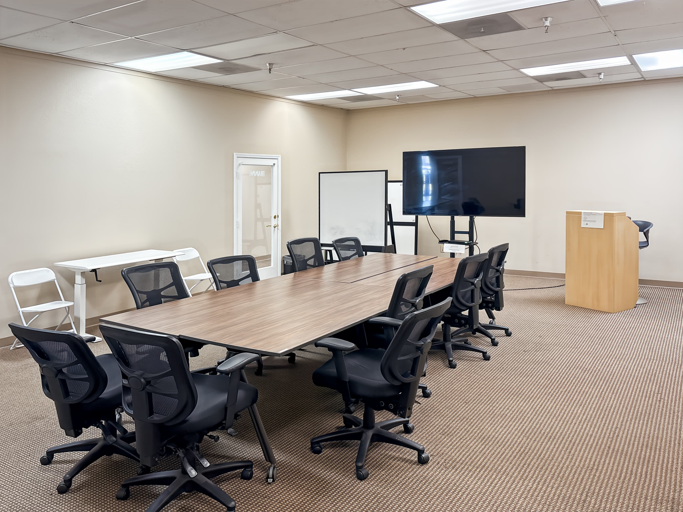 CA, Tracy - N Tracy Blvd image 3