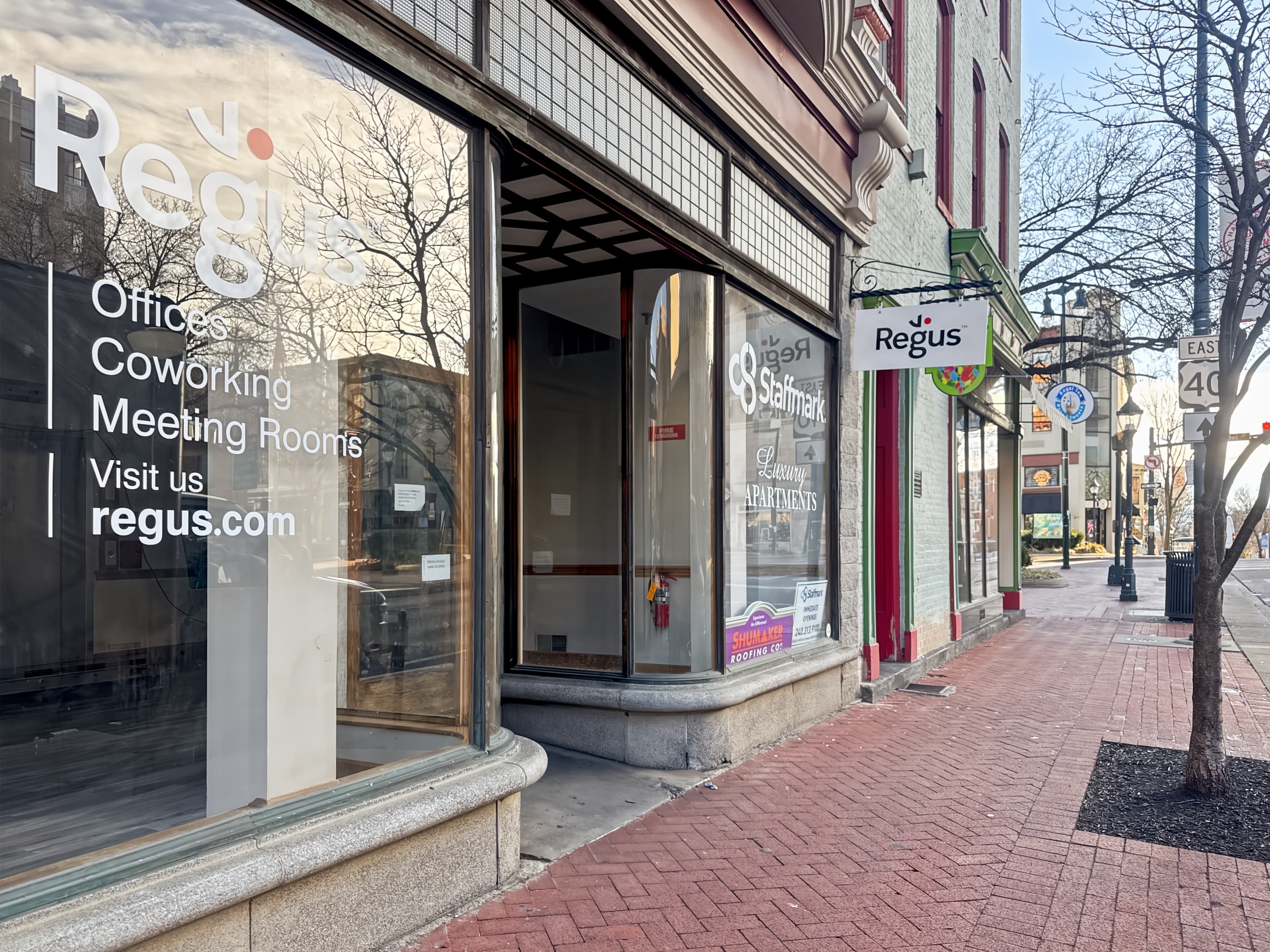 MD, Hagerstown - W Washington St image 9