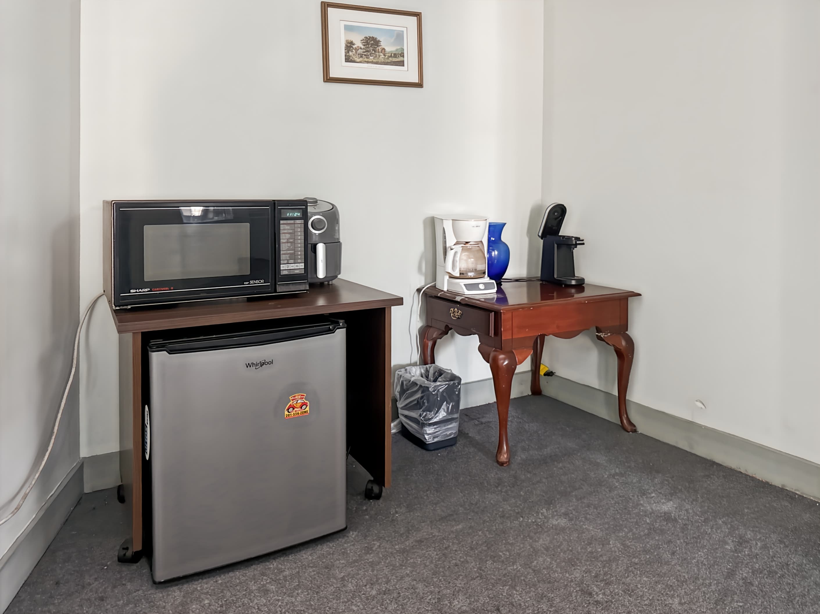 MD, Hagerstown - W Washington St image 6