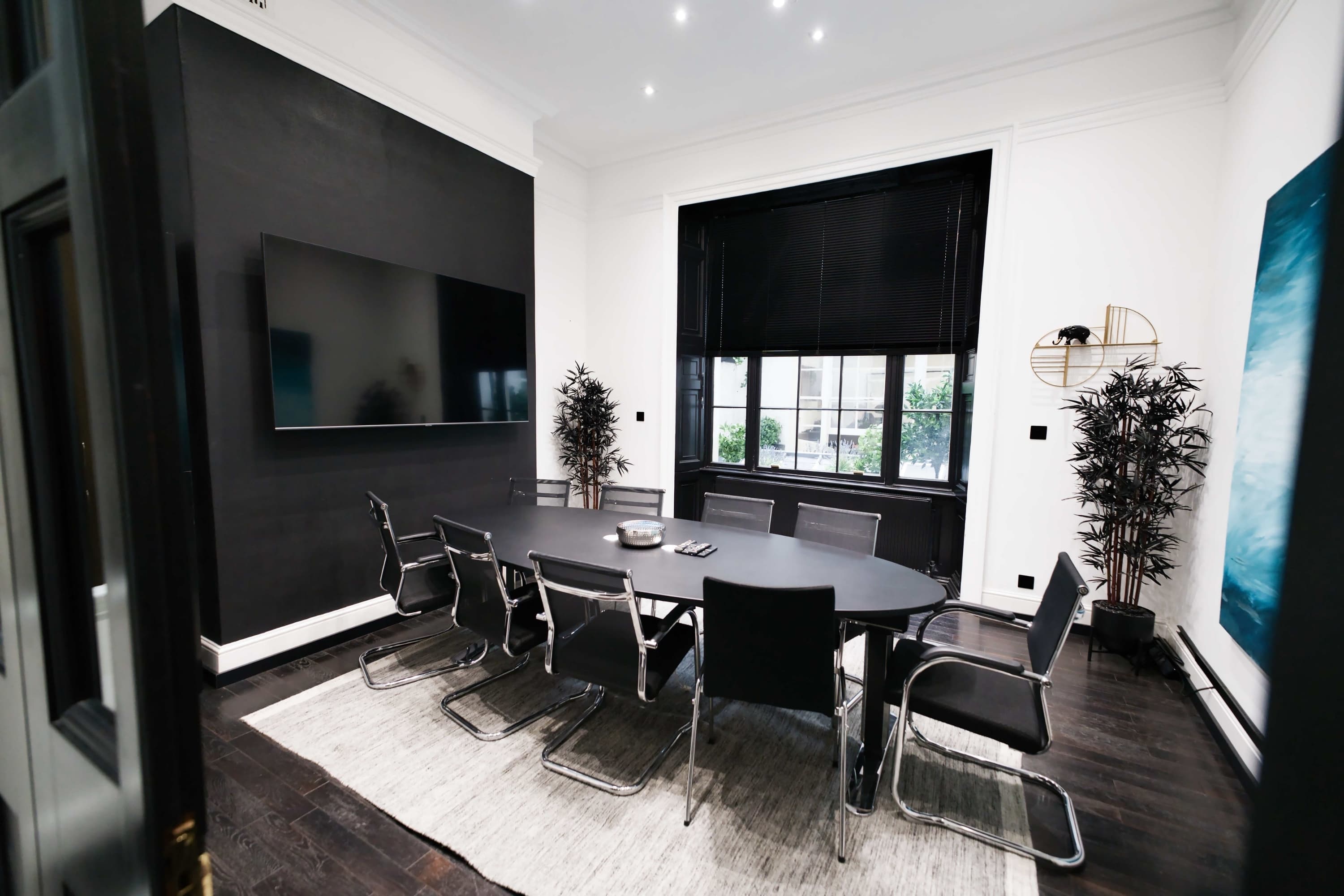 London, 39 Fitzroy Square image 6