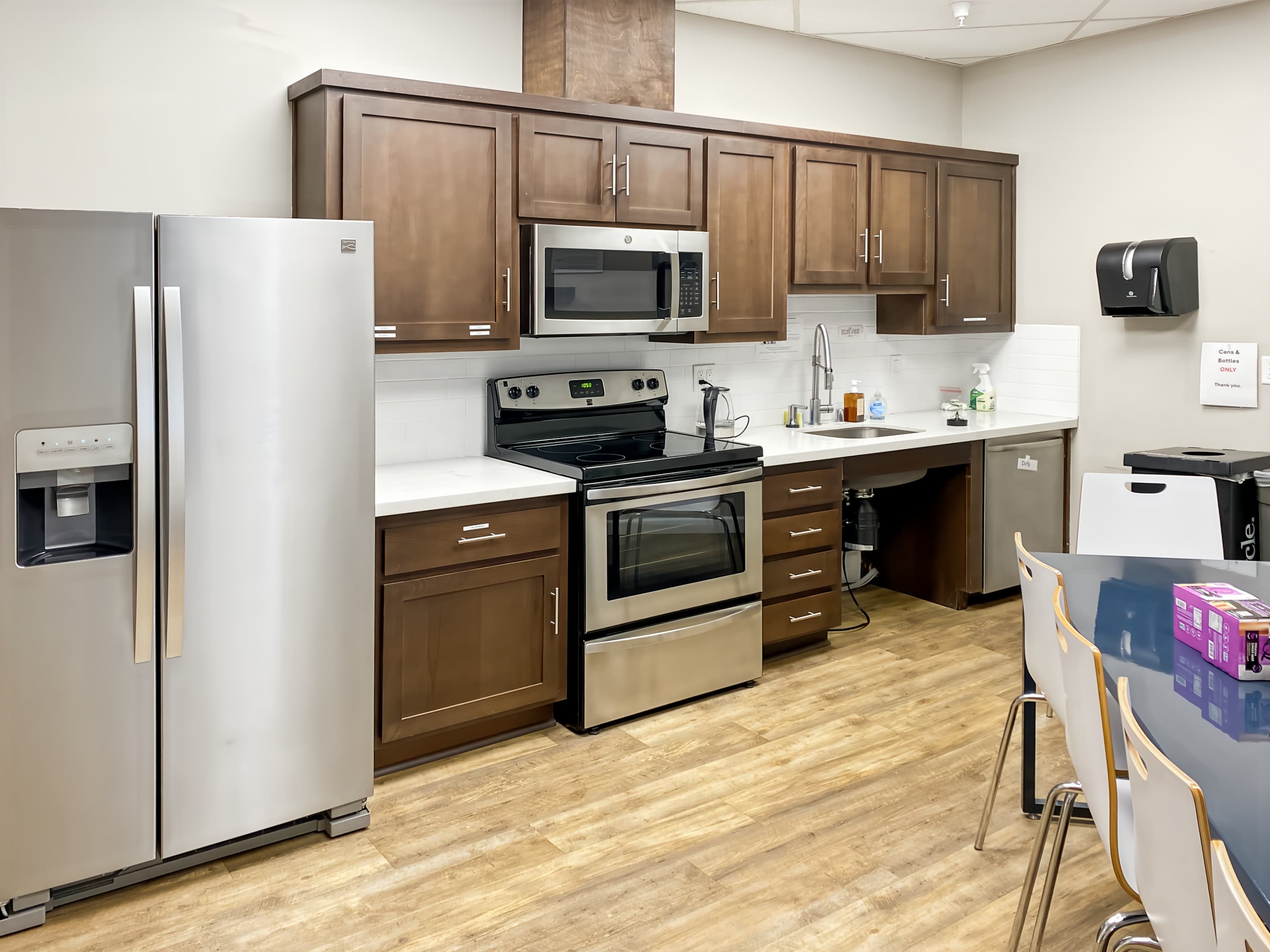 CA, Citrus Heights - Kingswood Drive image 2