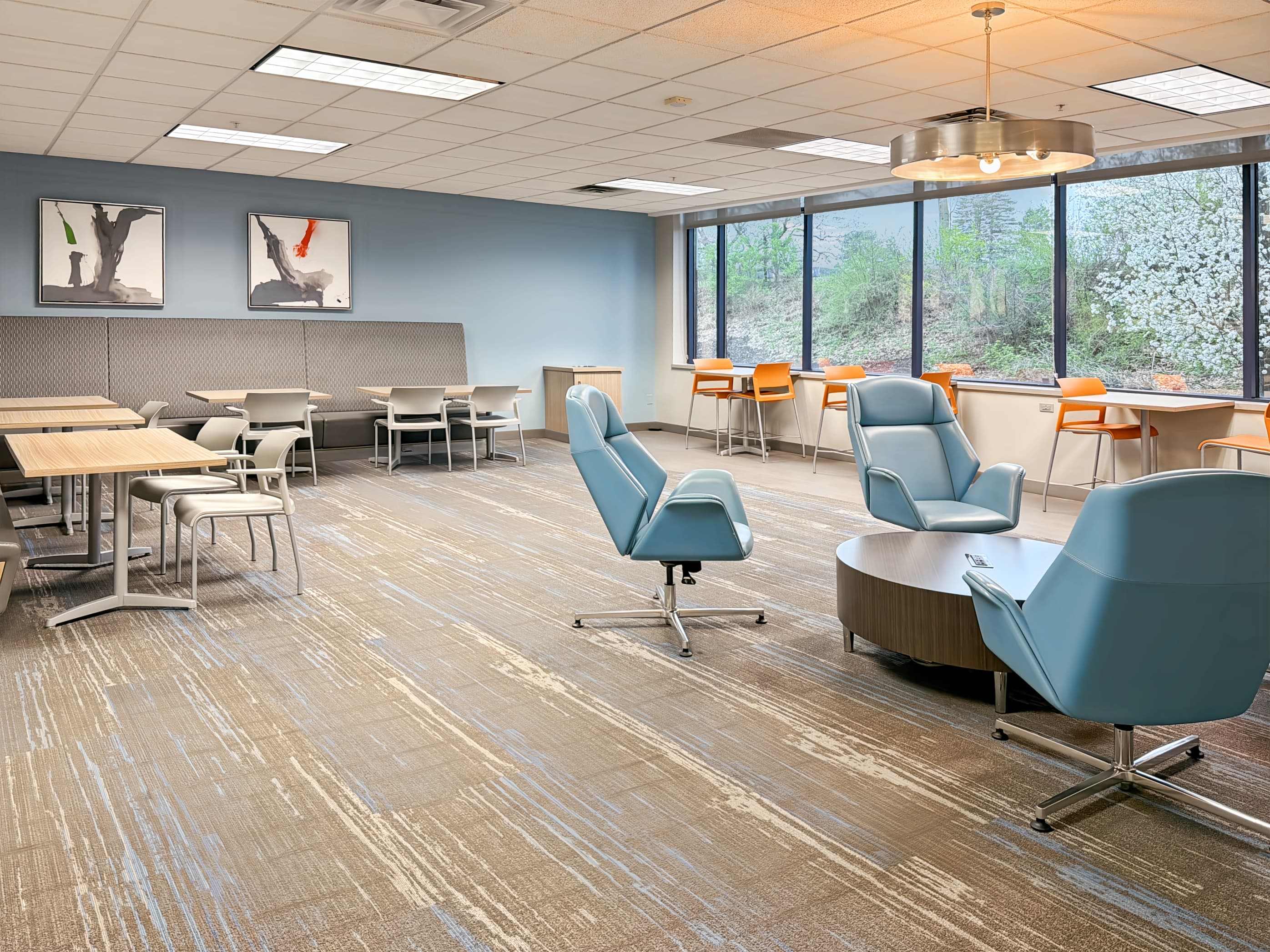MI, Grand Rapids - Kenmoor Ave image 13