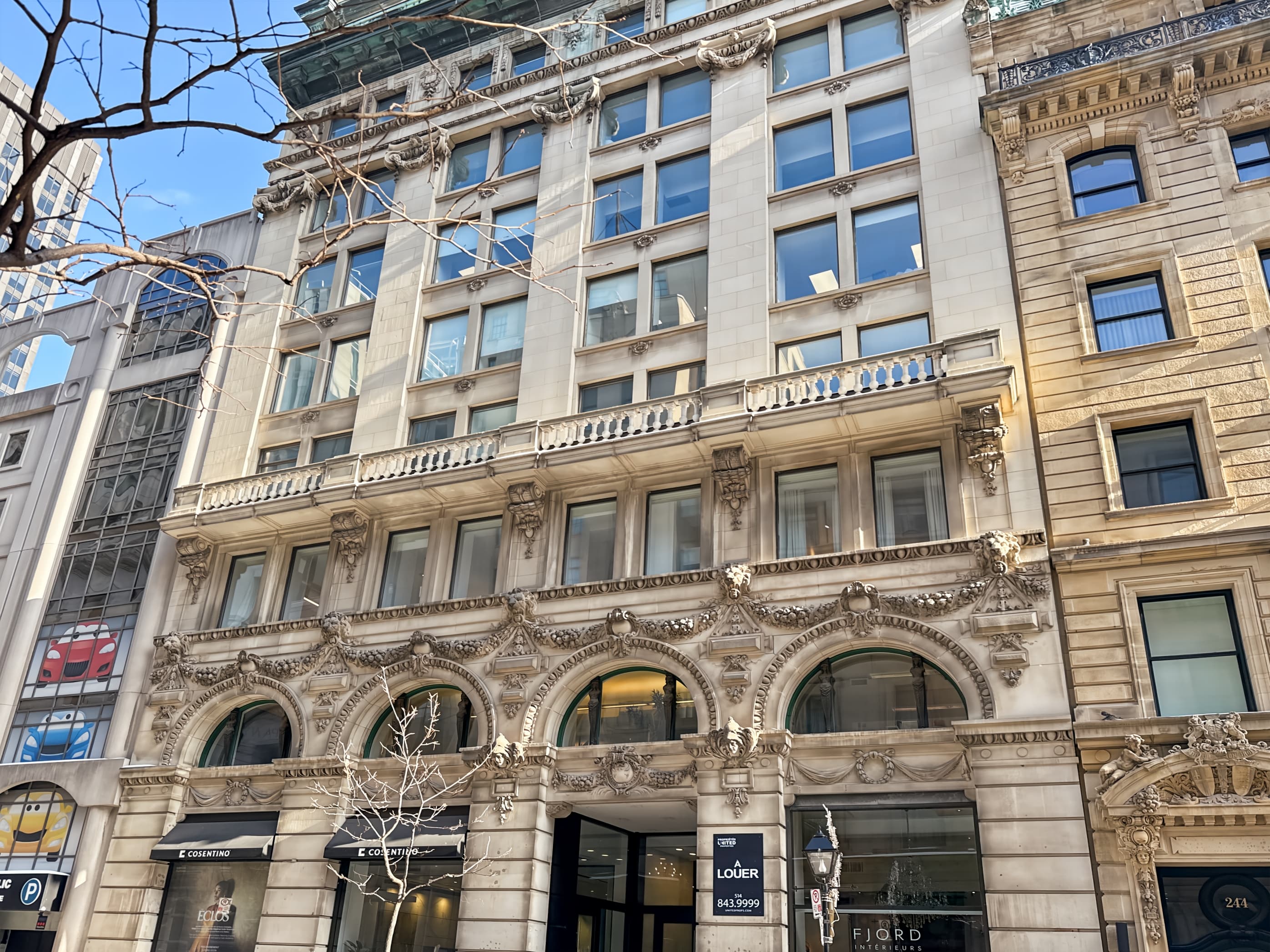 QC, Montreal - Rue Saint-Jacques image 10