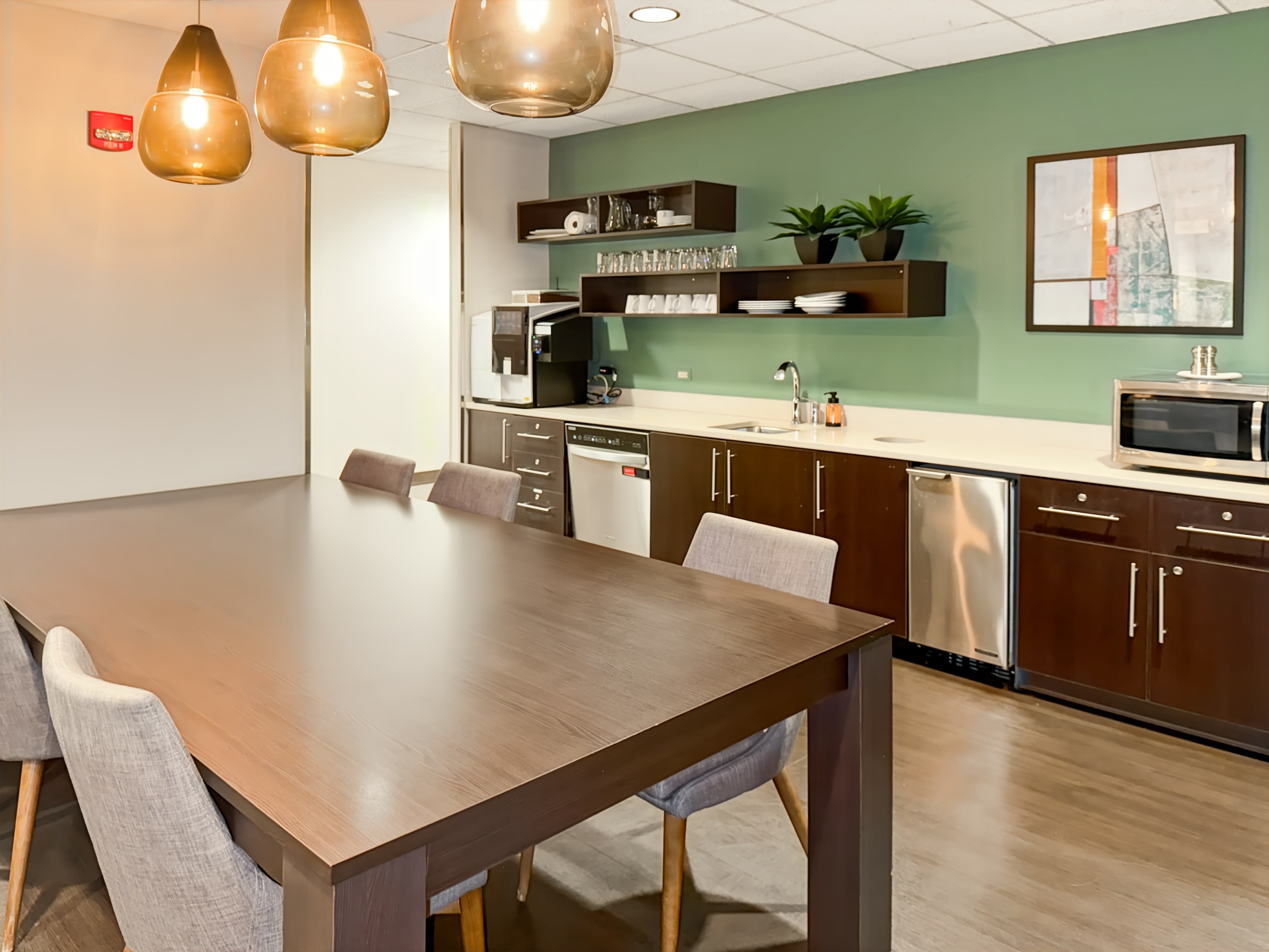 IL, Oak Brook - Regency Towers (HQ) image 5