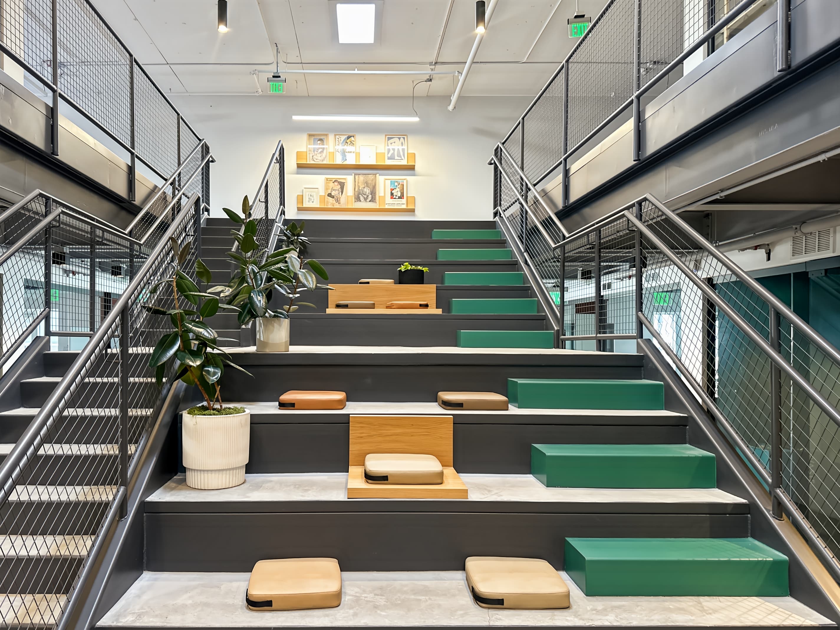 AZ, Phoenix - Melrose image 5