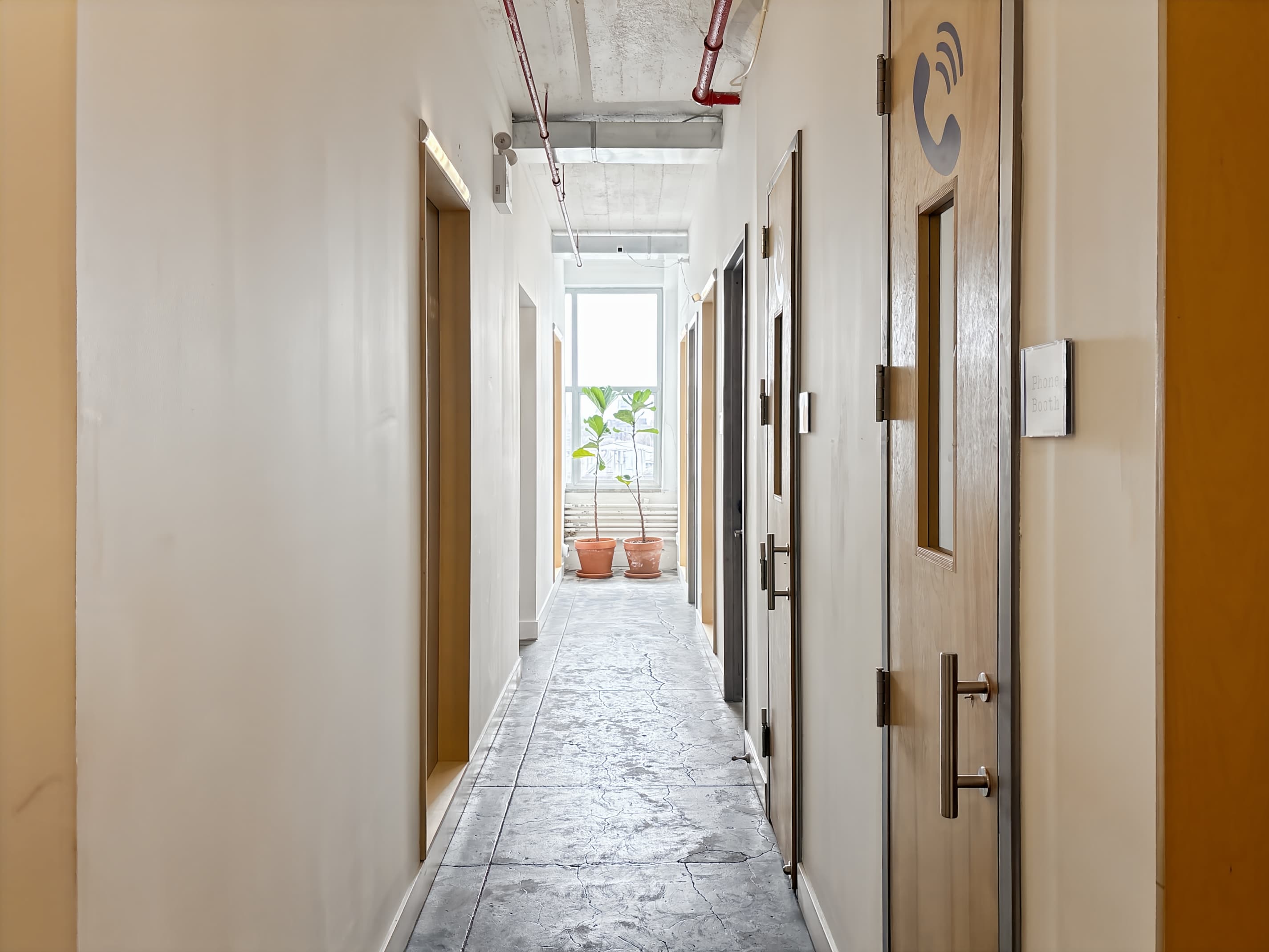 NY, Long Island City - Hunter's Point image 3