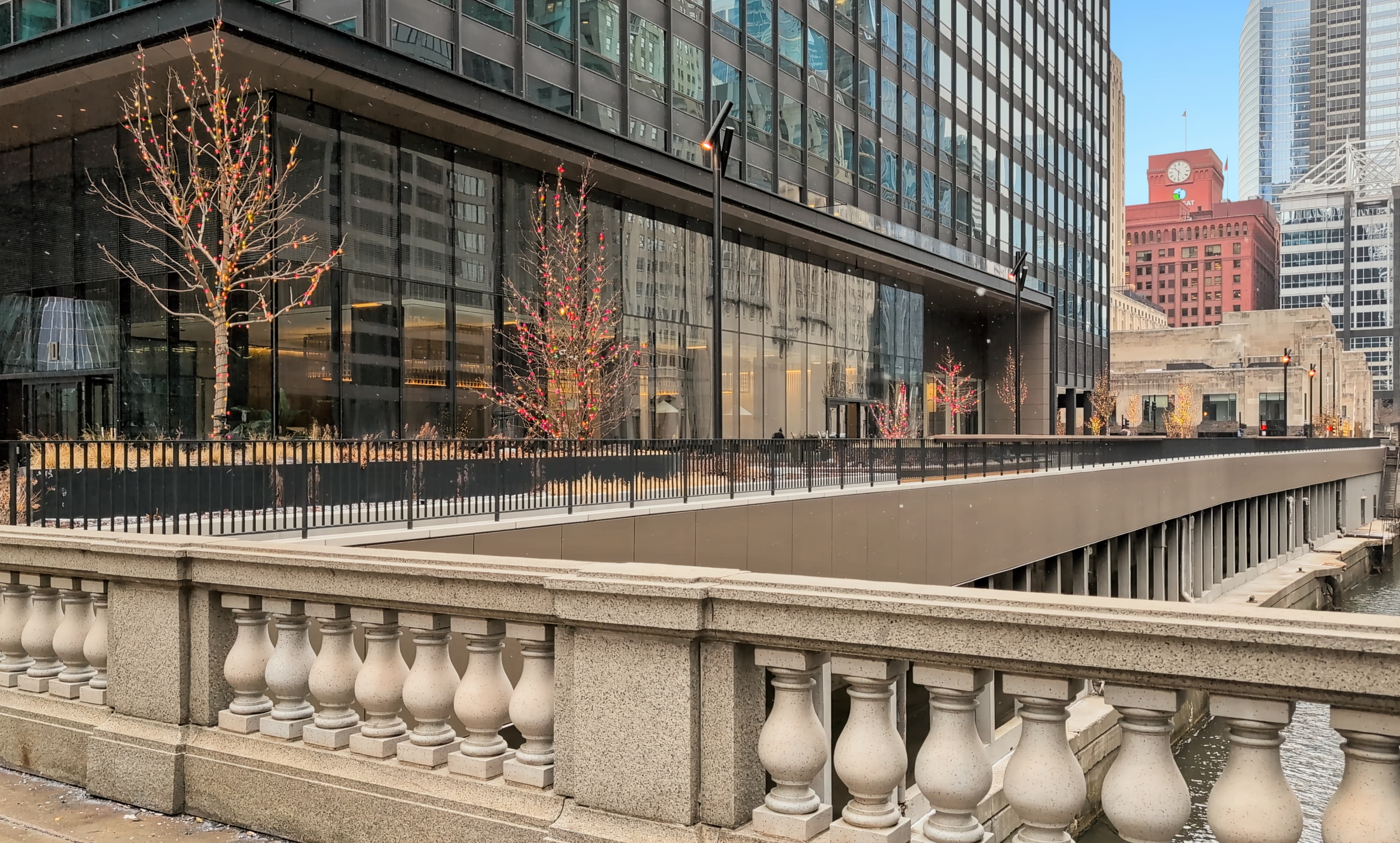 IL, Chicago-CBD - West Loop Riverside Plaza Center image 11