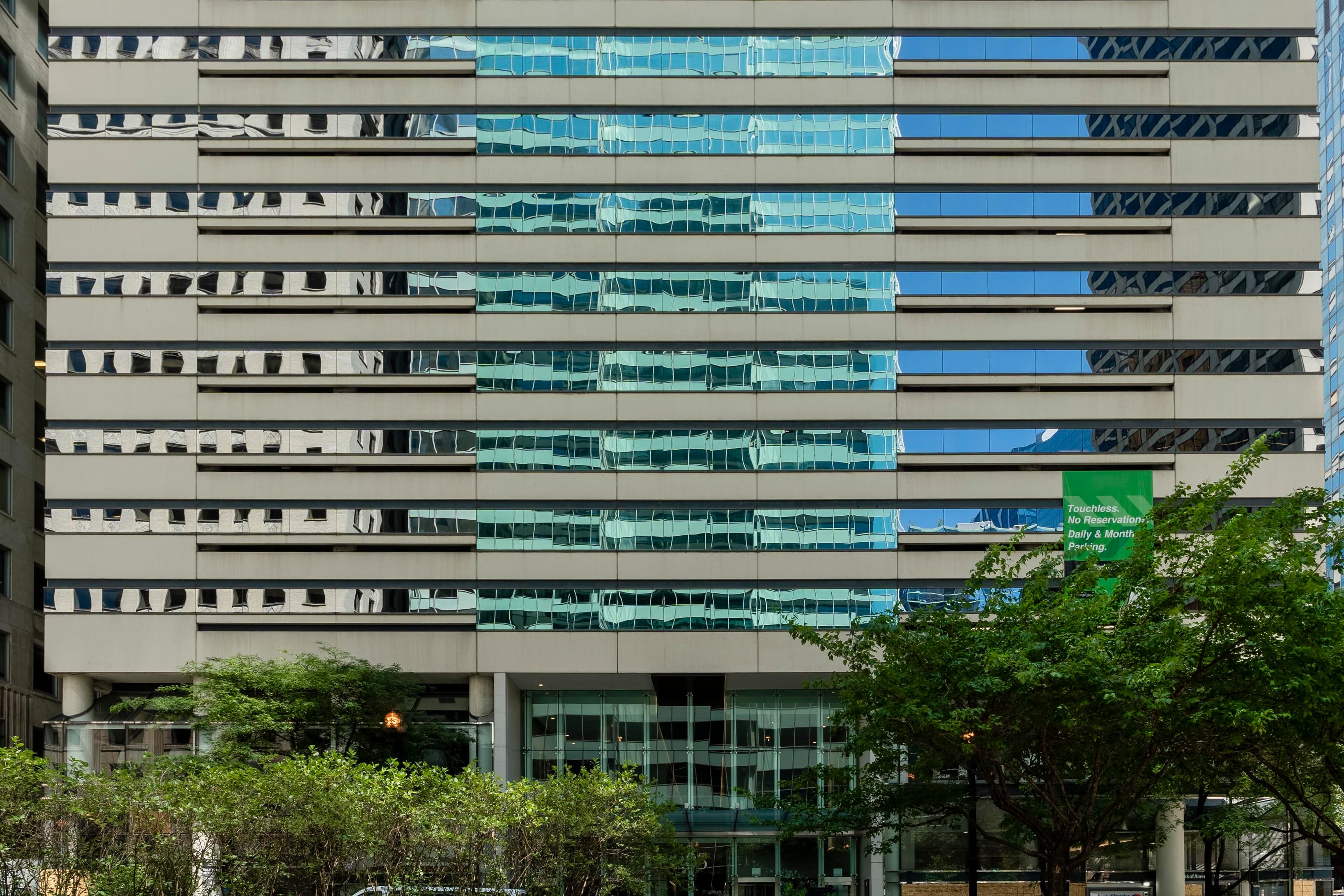 IL, Chicago - North LaSalle image 5