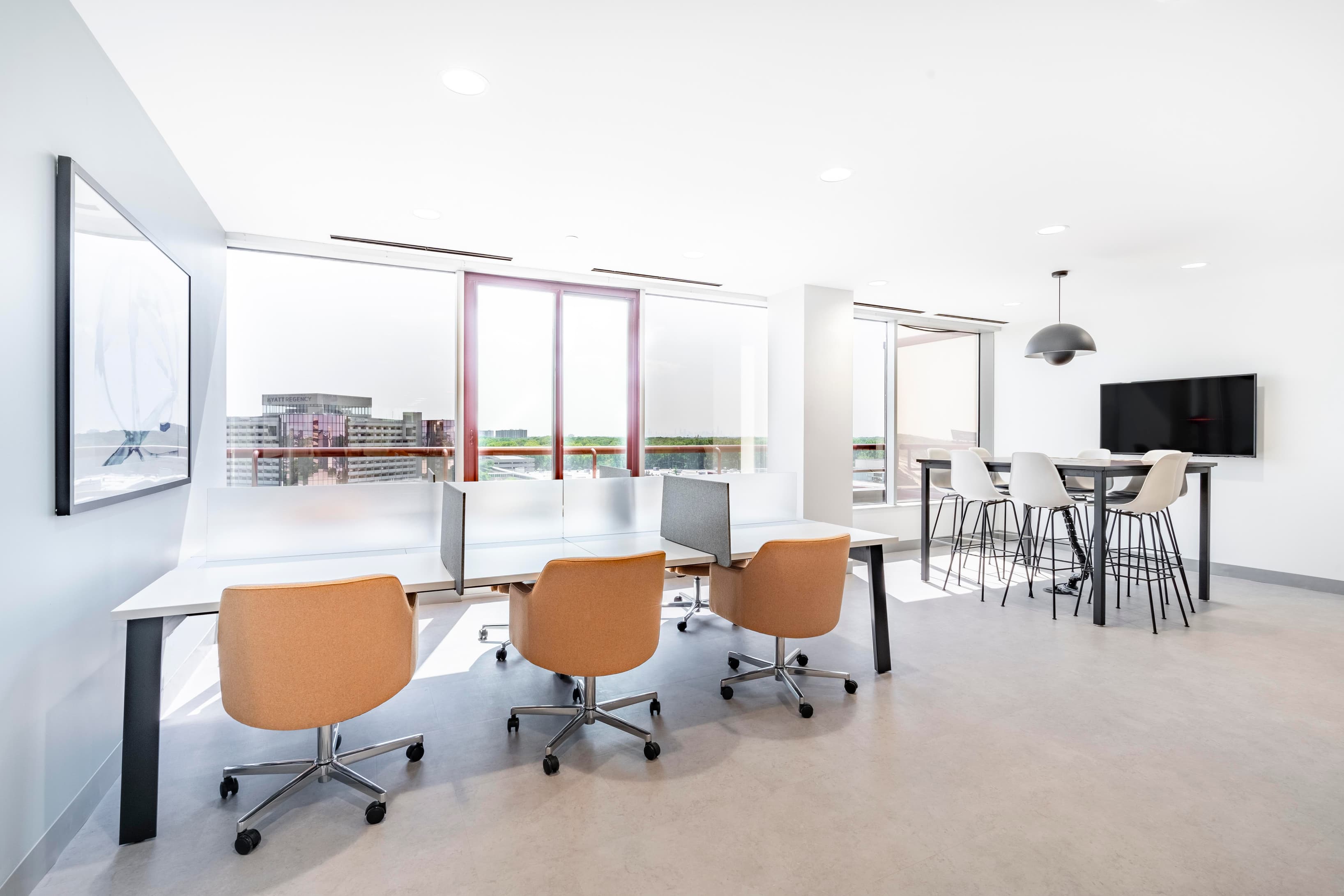 IL, Chicago - O'Hare Rosemont image 7